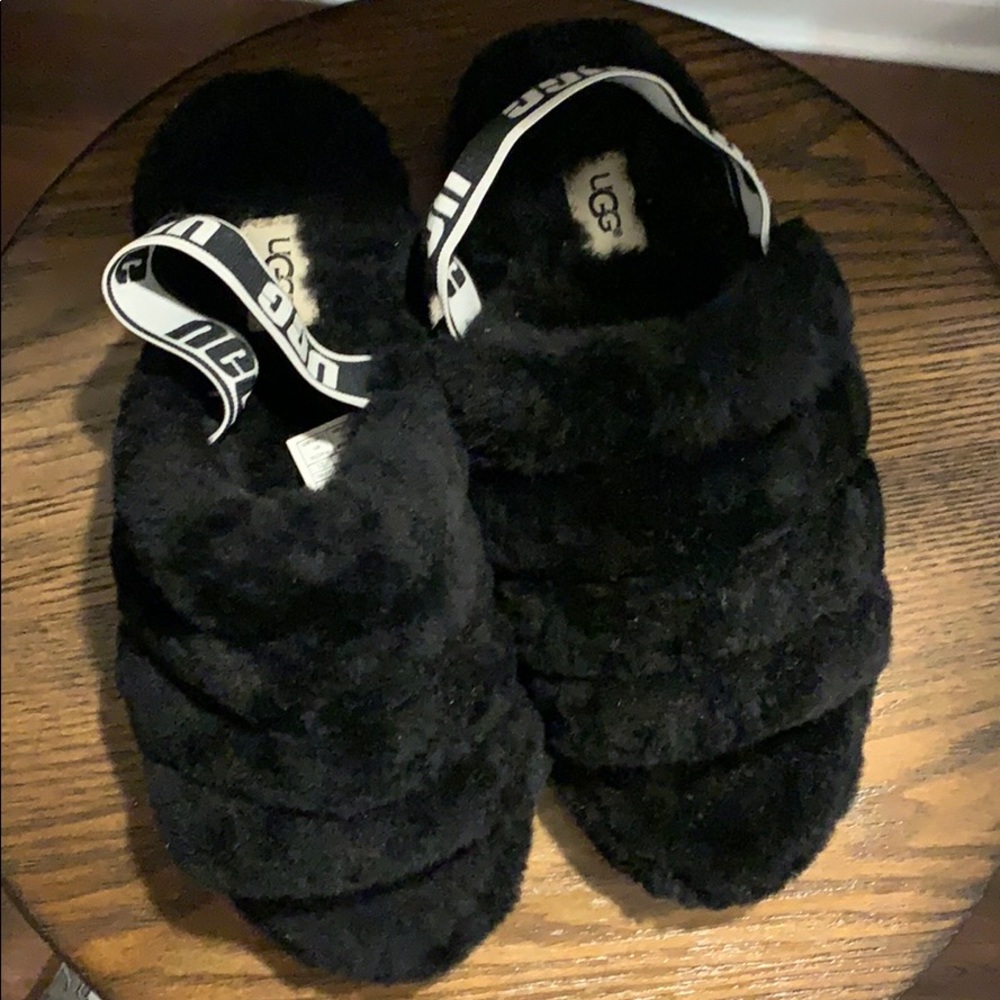 COPY - Black Ugg Slippers (Never Worn!) Size 8
